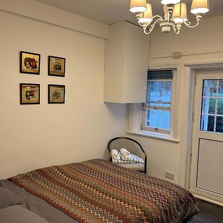 West Kensington Apartment Лондон Екстериор снимка